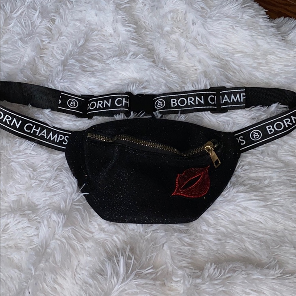 Fanny pack